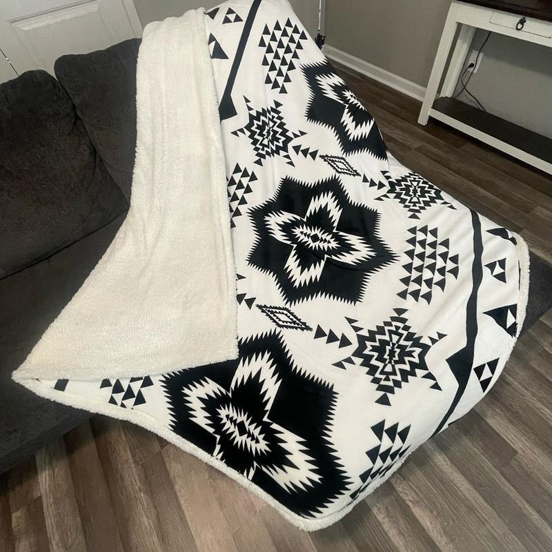 Darlene Aztec Sherpa Blanket 70X80